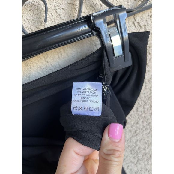 NWT Lovers And Friends Encore Dress - Size Large - Black - Picture 9 of 10